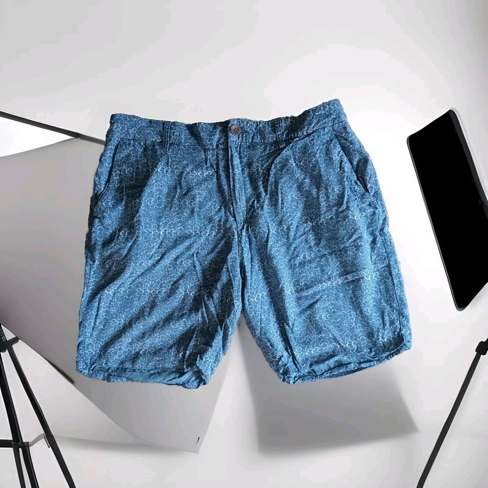 Paige Men's Size‎ 32 Ocean blue Floral Rayon Trouser Shorts 17"